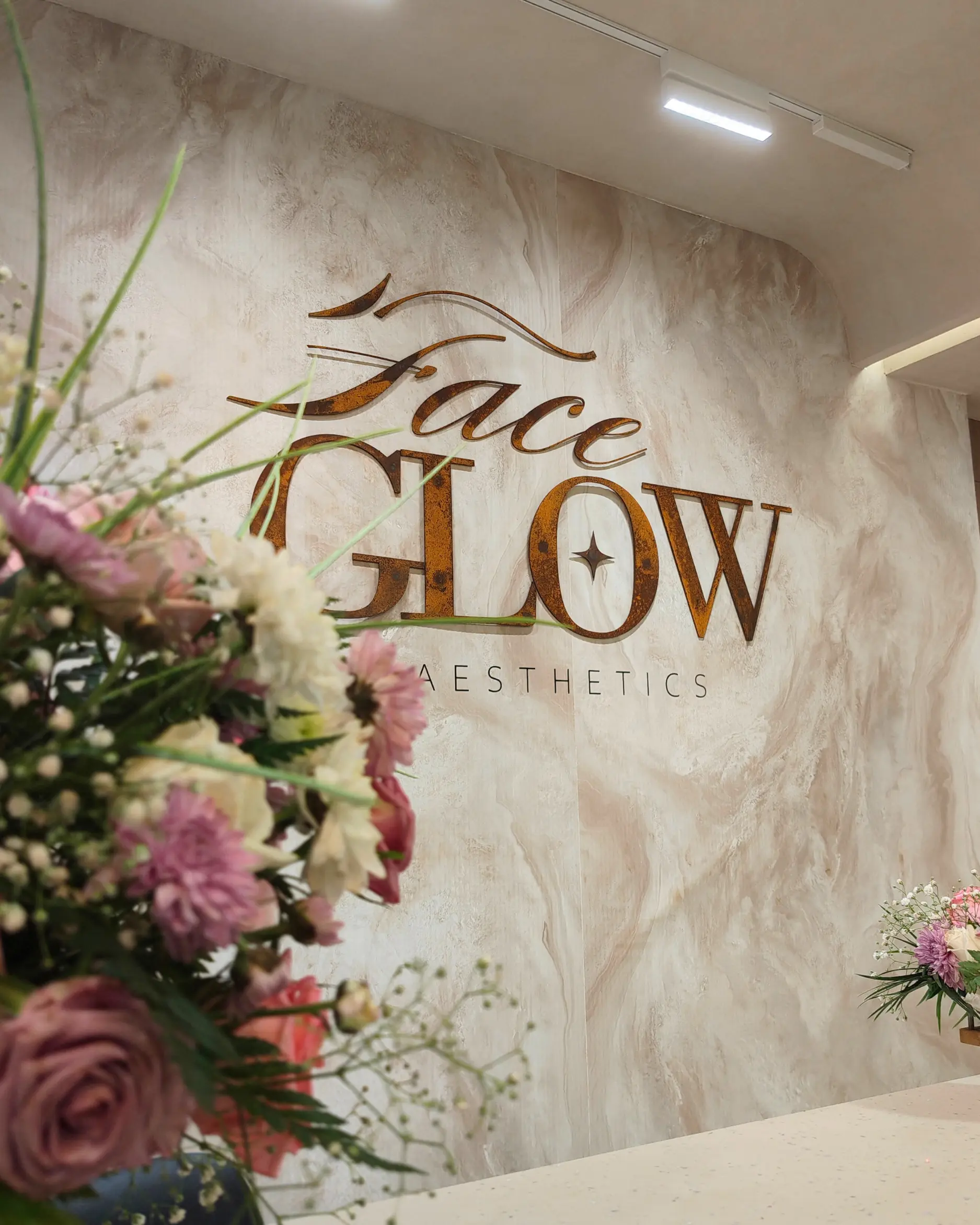 face glow aesthetics about